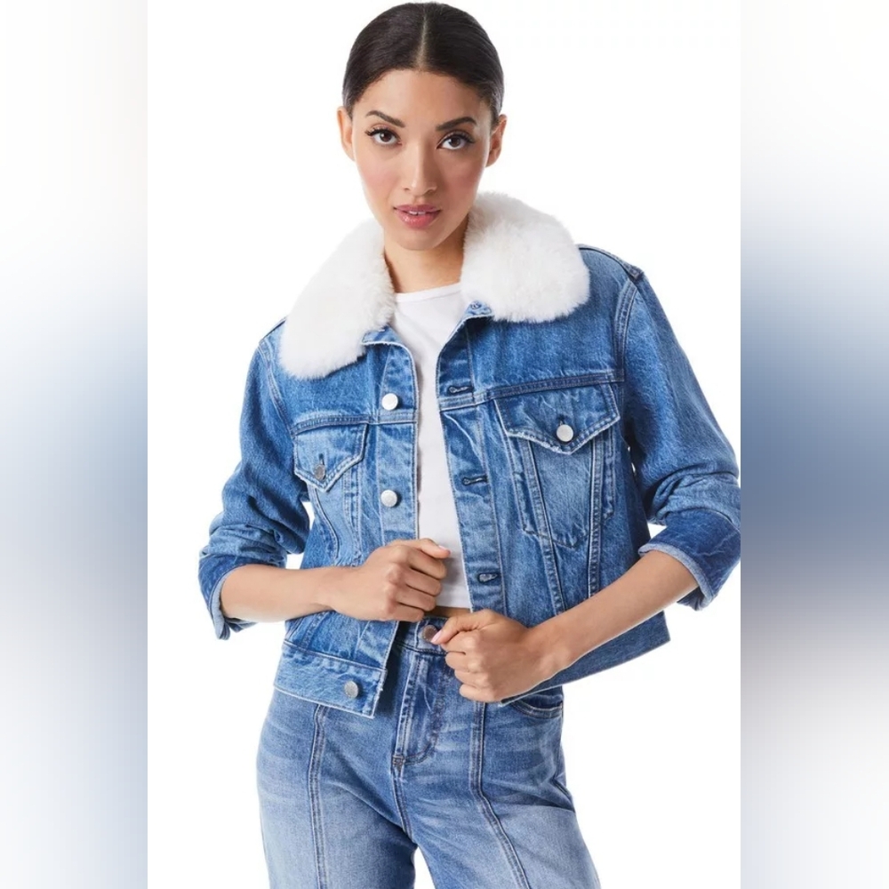 ALICE AND OLIVIA CROPPED DENIM JACKET WITH FAUX FUR